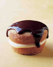 Load image into Gallery viewer, Boston cream cupcake